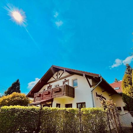 Sommer Panzió Balatonfoldvar Exterior foto